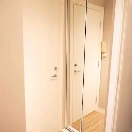 Bryggen/koengen Studio-apartment Апартаменти