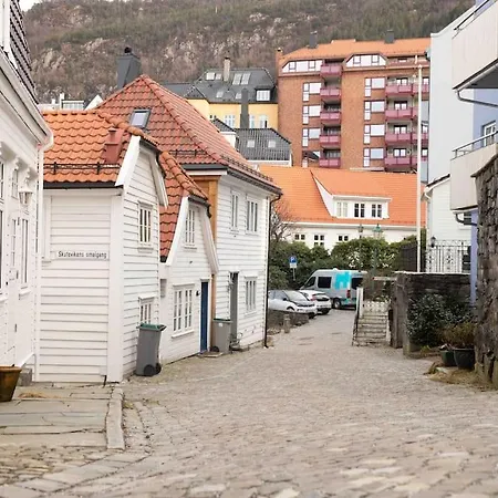 Апартаменти Bryggen/koengen Studio-apartment Берген